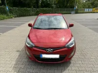 Gebraucht Hyundai i20 Style 101 PS (74 kW) 2013 Rot Kleinwagen