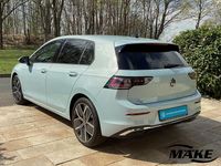 Gebraucht VW Golf VIII Style 150 PS (110 kW) 2025 Weiss Limousine