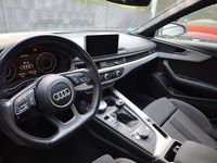 Second-hand Audi A4 Ambiente 150 CP (110 kW) 2017 Alb Berlinǎ