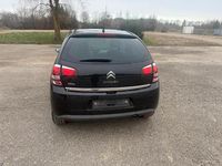 Gebraucht Citroën C3 99 PS (72 kW) 2016 Schwarz Kleinwagen
