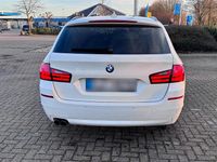 Gebraucht BMW 525 Comfort Edition 218 PS (160 kW) 2011 Weiß Kombi