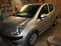 Gebraucht Nissan Pixo 69 PS (50 kW) 2010 Silber Kleinwagen