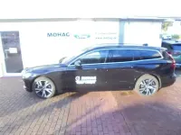 Gebraucht Volvo V60 Core 163 PS (119 kW) 2024 Schwarz Kombi