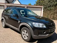 Używany Chevrolet Captiva LS 150 KM (110 kW) 2011 Czarny SUV