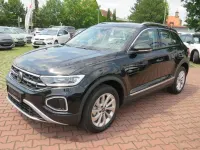 Gebraucht VW T-Roc 150 PS (110 kW) 2024 Schwarz SUV