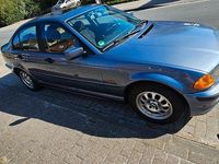 Gebraucht BMW 318 118 PS (86 kW) 1998 Blau Limousine