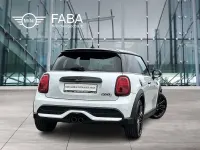 Gebraucht Mini Cooper S Hatch 178 PS (130 kW) 2023 Weiß Kleinwagen