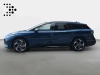 Neu VW ID.7 GTX 250 kW (340 PS) 2026 Aquamarinblau metallic schwarz Kombi