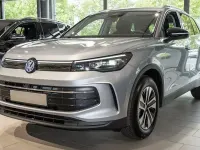 Neu VW Tiguan 150 PS (110 kW) 2026 Silber SUV