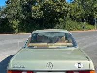 Gebraucht Mercedes 230 109 PS (80 kW) 1978 Grün Coupé