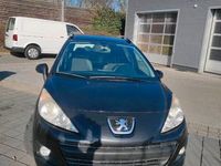 gebraucht Peugeot 207 1.4 Benzin Tendance