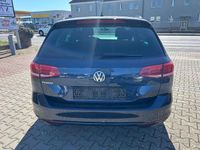 Gebraucht VW Passat Comfortline 150 PS (110 kW) 2015 Blau Limousine