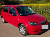 Usata Mazda 2 75 CV (55 kW) 2006 Rosso Utilitaria