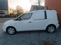 Gebraucht Skoda Roomster 69 PS (50 kW) 2007 Weiß Van / Kleinbus