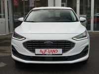 Używany Ford Focus Titanium 125 KM (91 kW) 2023 Biały Sedan/Limuzyna