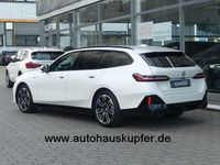 Gebraucht BMW 520 Performance 197 PS (144 kW) 2024 Weiß Limousine