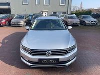 Gebraucht VW Passat Trendline 120 PS (88 kW) 2018 Silber Kombi