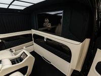 Gebraucht Mercedes V300 237 PS (174 kW) 2024 Schwarz Van / Kleinbus