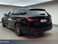 Gebraucht BMW 320 Advantage 190 PS (139 kW) 2022 Schwarz uni Kombi