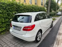 Gebraucht Mercedes B220 170 PS (125 kW) 2013 Weiß Kleinwagen