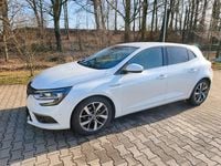 Gebraucht Renault Mégane IV Bose Edition 130 PS (95 kW) 2017 Weiß Kleinwagen