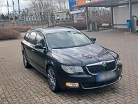 Gebraucht Skoda Superb 170 PS (125 kW) 2012 Schwarz Kombi