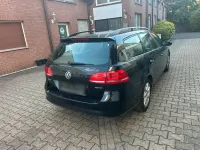 Gebraucht VW Passat 105 PS (77 kW) 2013 Schwarz Kombi
