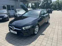 Gebraucht Mercedes A180 116 PS (85 kW) 2020 Kosmosschwarz  metalliclack Kleinwagen