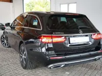 Gebraucht Mercedes E300 306 PS (225 kW) 2021 Schwarz Kombi