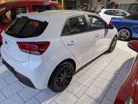 Gebraucht Kia Rio Vision 101 PS (74 kW) 2021 Weiß Kleinwagen