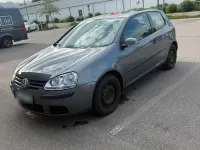 Gebraucht VW Golf 102 PS (75 kW) 2005 Grau Coupé