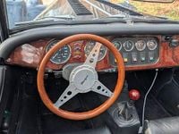 Gebraucht Morgan Plus 8 190 PS (139 kW) 1995 Blau Cabrio