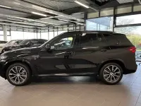 Gebraucht BMW X5 M Sport 381 PS (280 kW) 2025 Sapphire metallic SUV