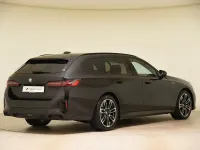 Gebraucht BMW 540 M Sport 286 PS (210 kW) 2025 Schwarz Kombi