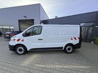 Gebraucht Renault Trafic Komfort 145 PS (106 kW) 2021 Weiß Van / Kleinbus