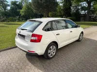 Gebraucht Skoda Rapid Active 90 PS (66 kW) 2015 Kleinwagen
