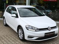 Gebraucht VW Golf VII Comfortline 125 PS (91 kW) 2017 Weiß Limousine