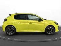 Neu Peugeot 208 Allure 101 PS (74 kW) 2026 Gelb Kleinwagen