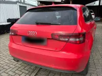 Gebraucht Audi A3 150 PS (110 kW) 2015 Rot Limousine