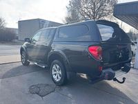 Gebraucht Mitsubishi L200 178 PS (130 kW) 2011 Schwarz Pickup