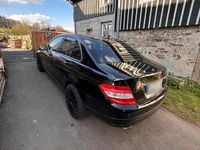 Gebraucht Mercedes C200 184 PS (135 kW) 2008 Schwarz Limousine