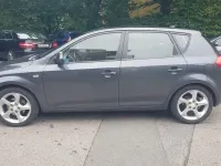 Gebraucht Kia Ceed 143 PS (105 kW) 2009 Grau Kleinwagen
