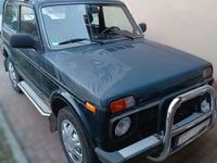 Gebraucht Lada niva 83 PS (61 kW) 2013 Grün SUV