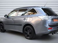 Gebraucht Mitsubishi Outlander P-HEV Plus 121 PS (88 kW) 2014 Grau SUV