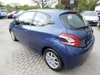 gebraucht Peugeot 208 3-Türer 82 VTI Active