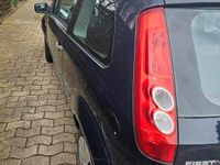 Gebraucht Ford Fiesta 69 PS (50 kW) 2006 Blau Kleinwagen