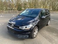 Gebraucht VW Touran 116 PS (85 kW) 2018 Schwarz Van / Kleinbus