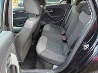 Gebraucht VW Polo Highline 90 PS (66 kW) 2015 Schwarz Kleinwagen