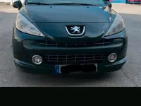 Gebraucht Peugeot 207 120 PS (88 kW) 2010 Schwarz Kleinwagen