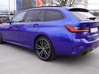 Gebraucht BMW 330e M Sport 252 PS (185 kW) 2021 Blau Kombi
